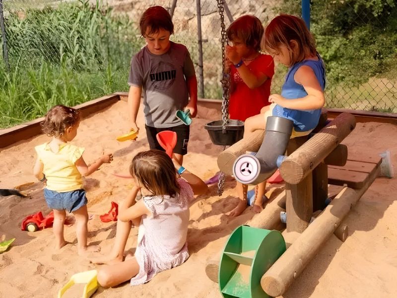 arenales para los mas pequeñines Zona kids area actividades